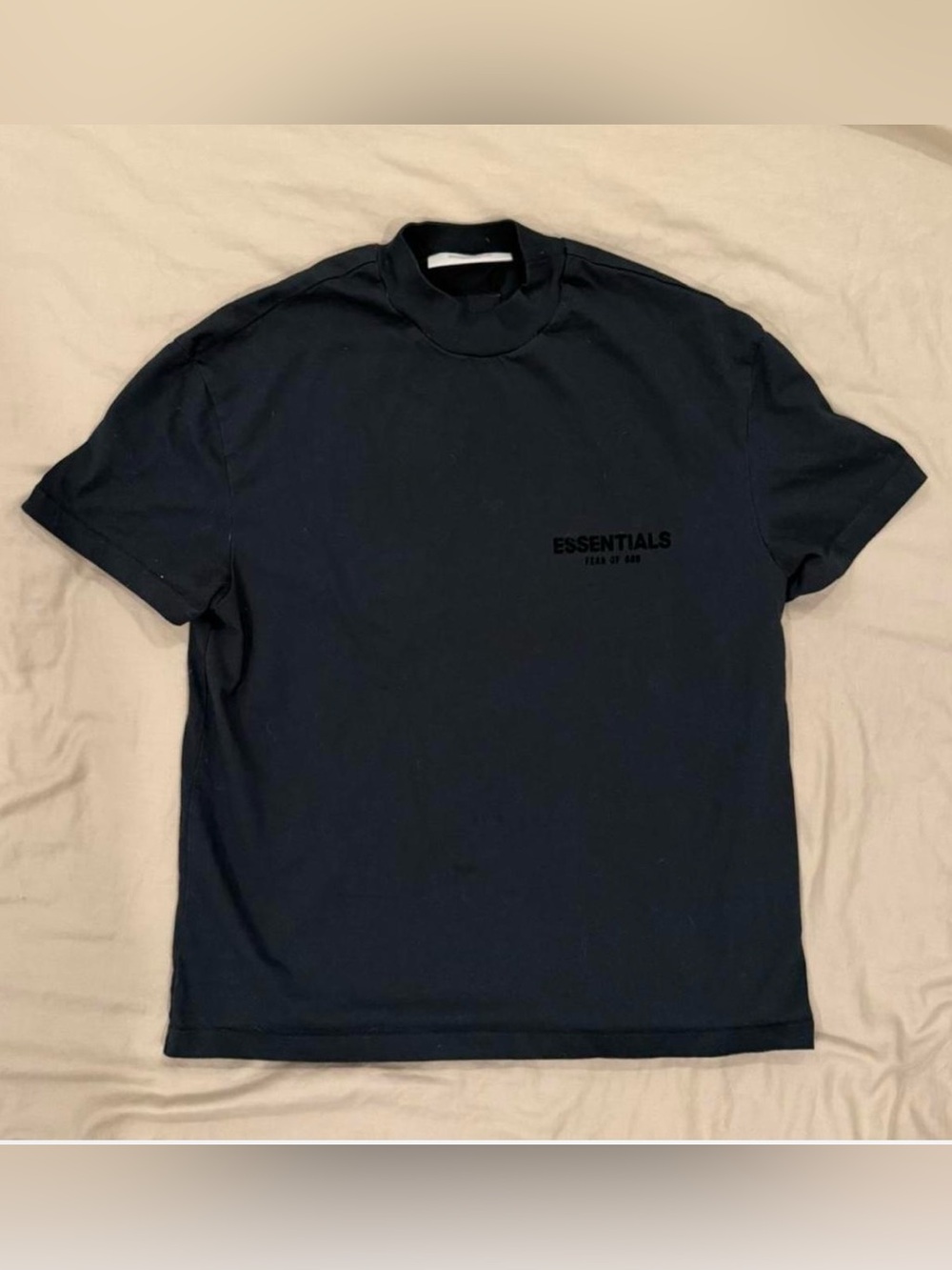 ESSENTIALS Fear of God Men’s black Logo T-Shirt
